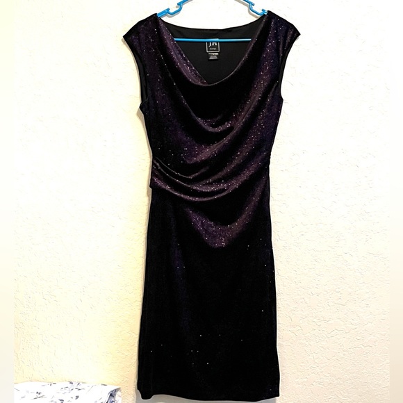 BEAUTIFUL JH EVENINGS DRESS - Picture 1 of 7